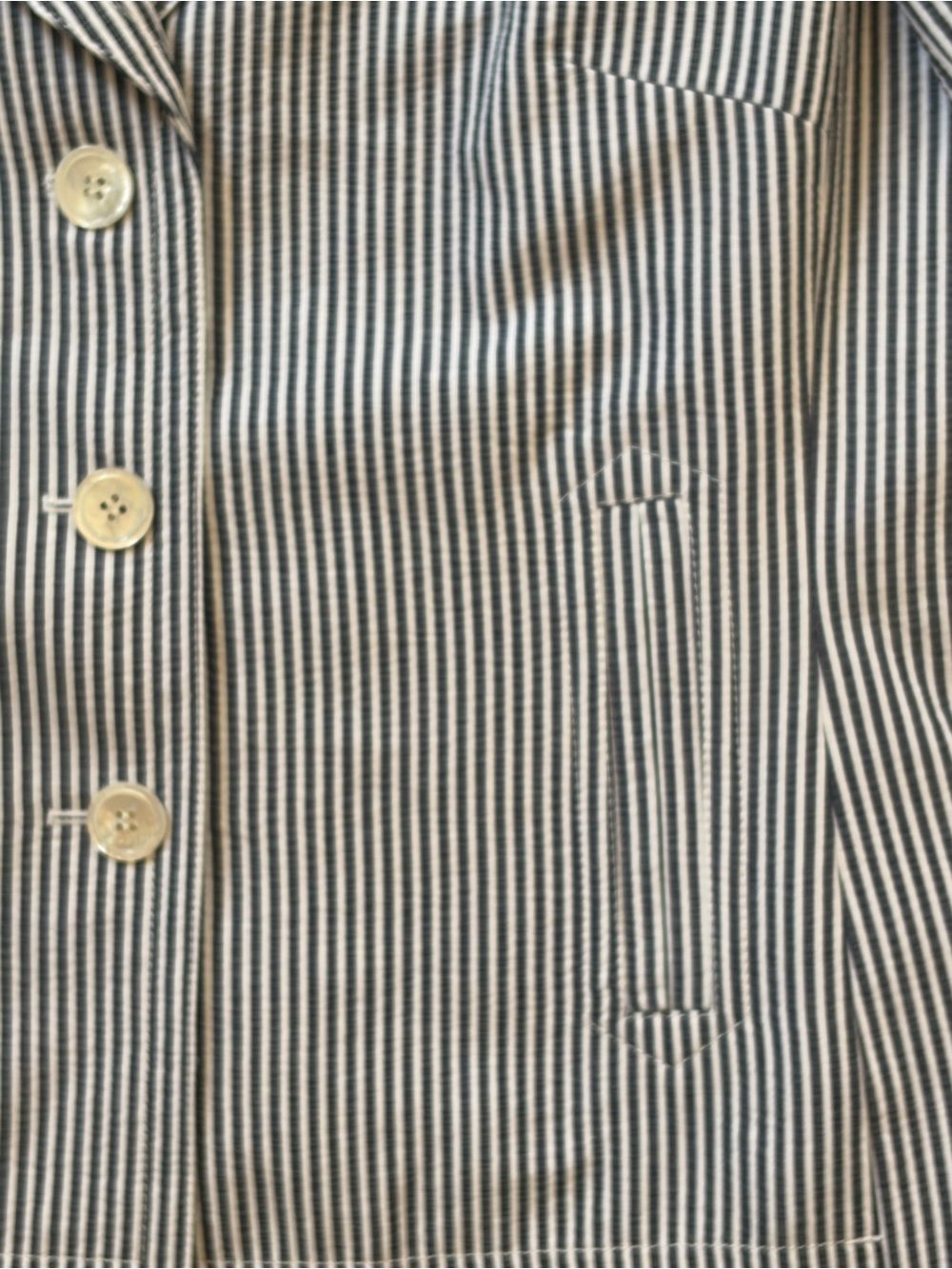 Talbots Navy White Seersucker Pinstripe Blazer Women’s Size 14 Coastal Preppy - Picture 4 of 7